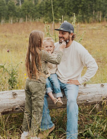 Family Pictures in the Mountains of Utah