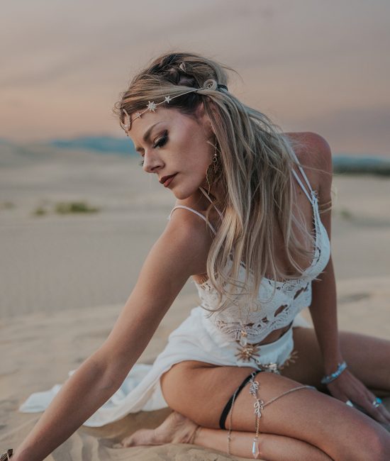 Amanda Sand Dunes Goddess Shoot